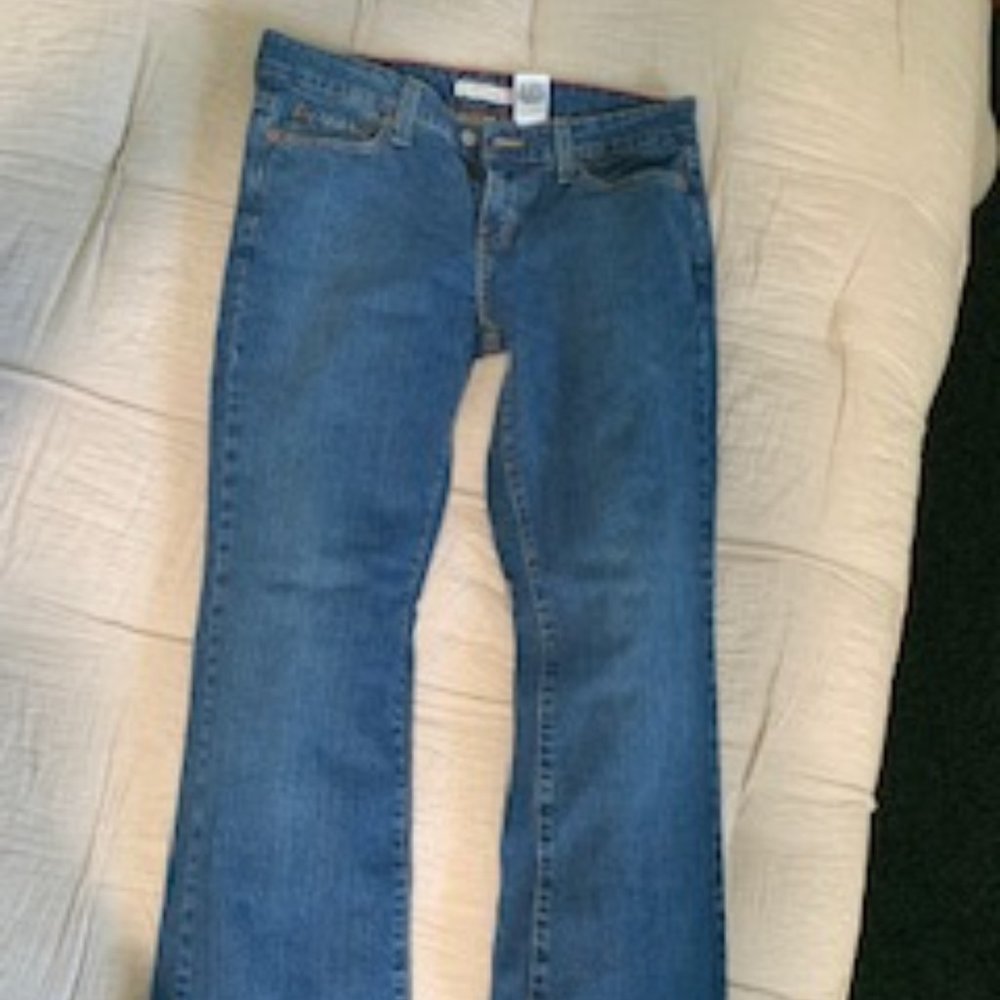 Levis, Women's 545 Denim Jeans, Bootcut, Size 6 M